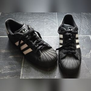 3/$20 🍄Adidas shoes (2005)